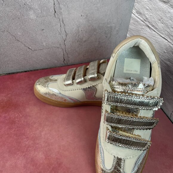 DOLCE VITA NOTICE VELCRO SNEAKERS (7.5) - Picture 8 of 12